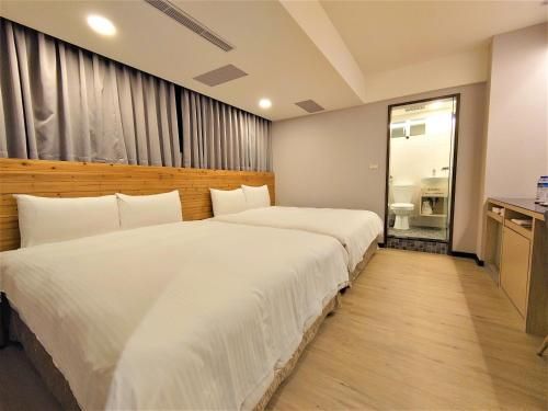 Hub Hotel Ximen Inn