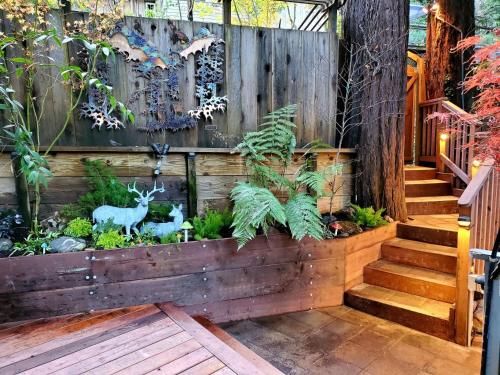 Guerneville Cottage! Redwoods! Hot Tub! Fire Table! Fast WiFi!! Serenity Defined!