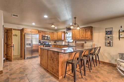 Pet-Friendly Riverfront Retreat Deck and Views