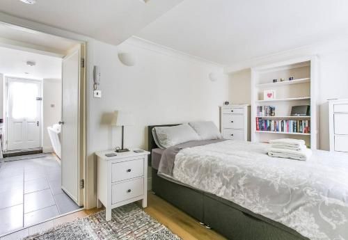 GuestReady - Modern and Cosy 1BR Home in London