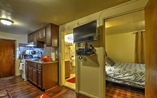 Two Bedroom Apartment - North East Bronx