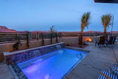 New Home! Private Pool * Private Hot Tub * Fire Pit