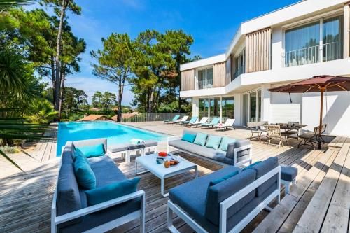 ARENA KEYWEEK Beautiful architect villa with swimming pool in Anglet