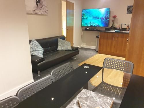 Birmingham Amethyst, 3 bedroom Apartment