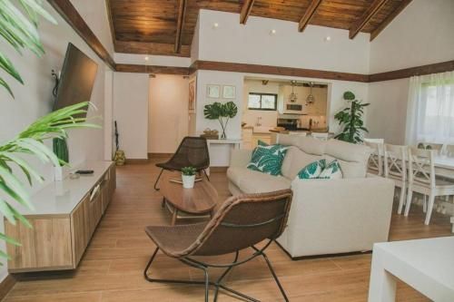 Cozy Entire Villa - 5 beds