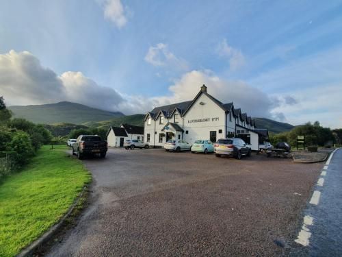 Lochailort Inn