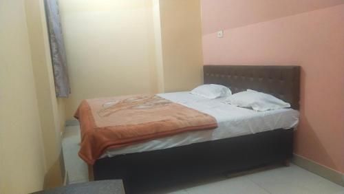 Maa Tara Guest House