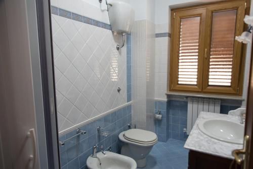 DOMUS CASTRUM VILLARUM B&B