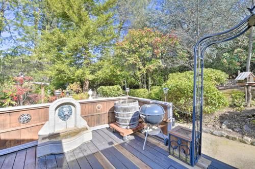 Wine Lovers Garden Oasis by Main St Sutter Creek!