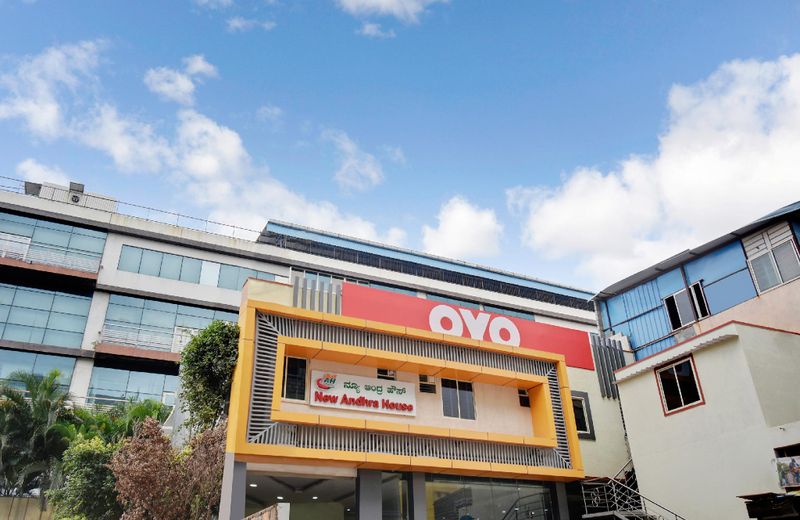 OYO Flagship 46682 New Andra House