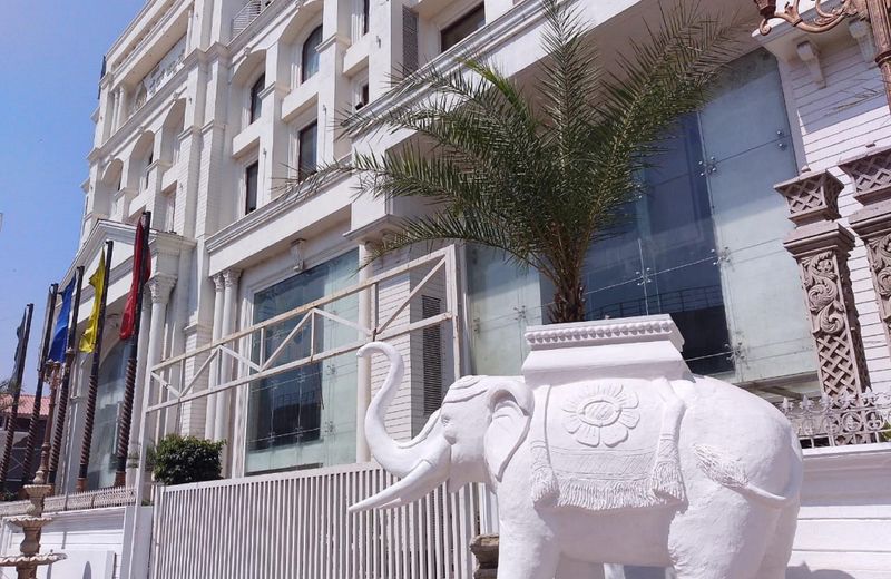 White Palace Hotel