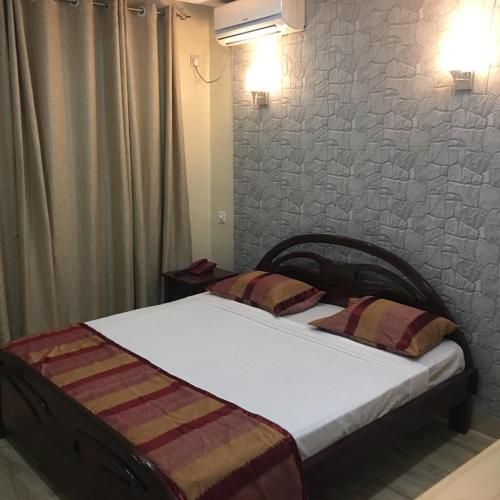 Ocean Crown Hotel