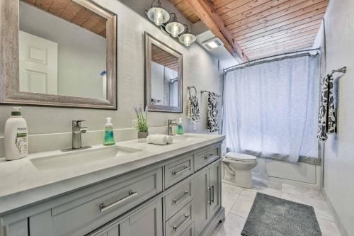 Cozy Eden Log Home Near Outdoor Activities