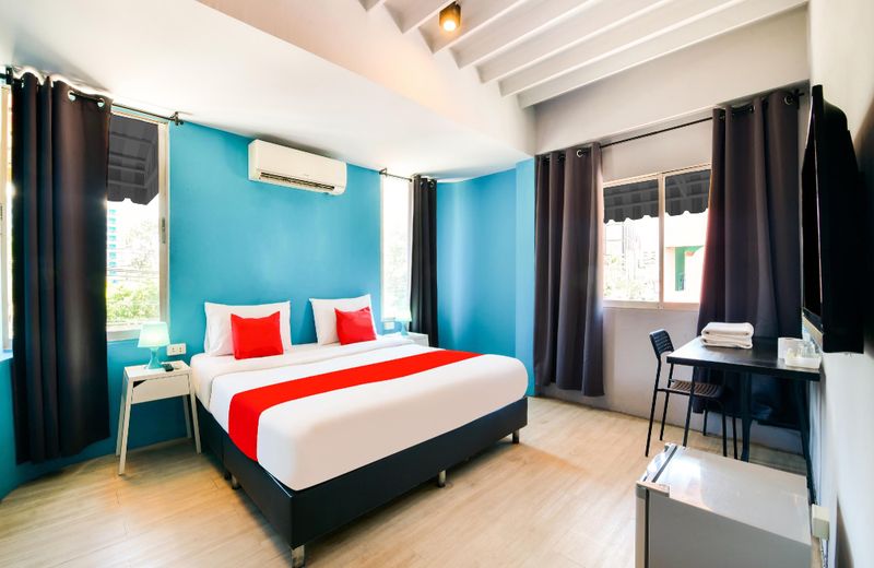 Sweet Pound Hotel