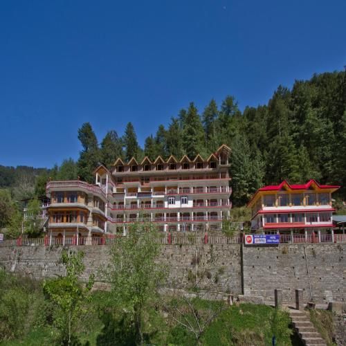 Hotel Rishi Palace
