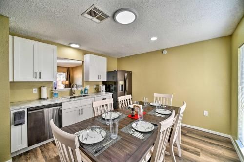 Spacious San Antonio Getaway Shop, Dine, Explore!