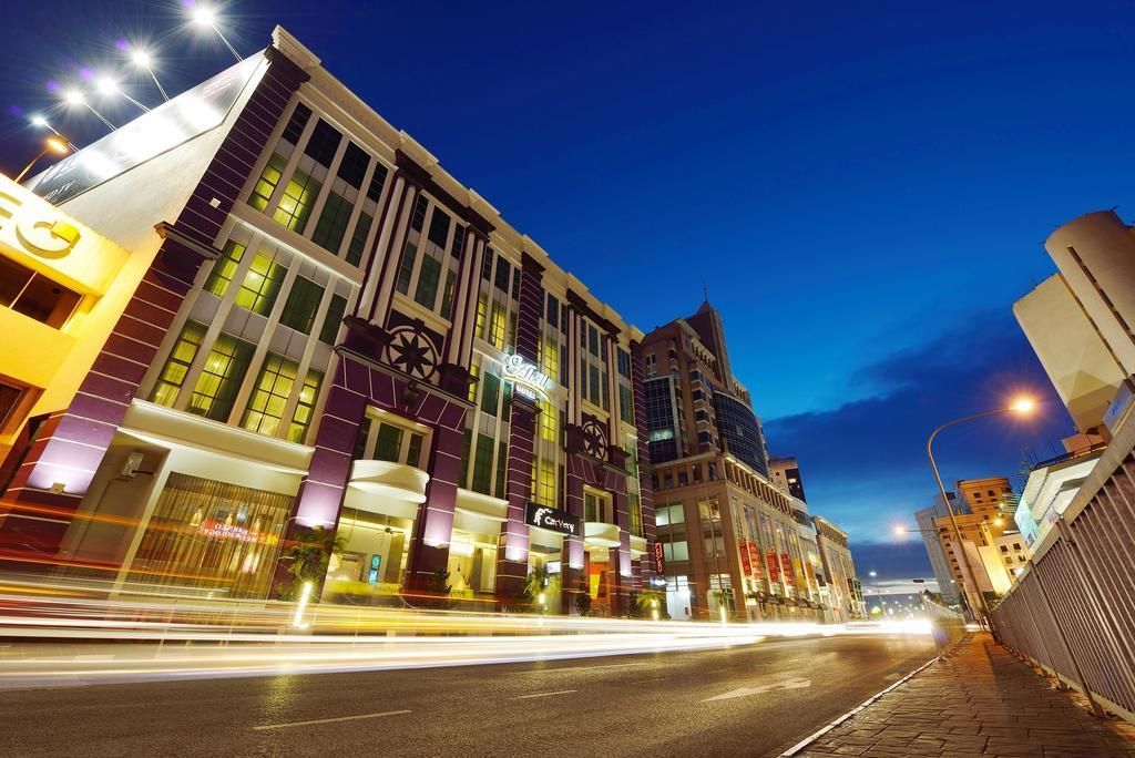 Seaport Suites