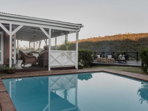 The Redbourne lodge