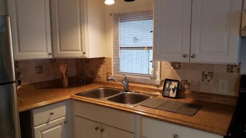 Great for Seniors! Pets Welcome! Free WiFi - Spring and Summer Special!