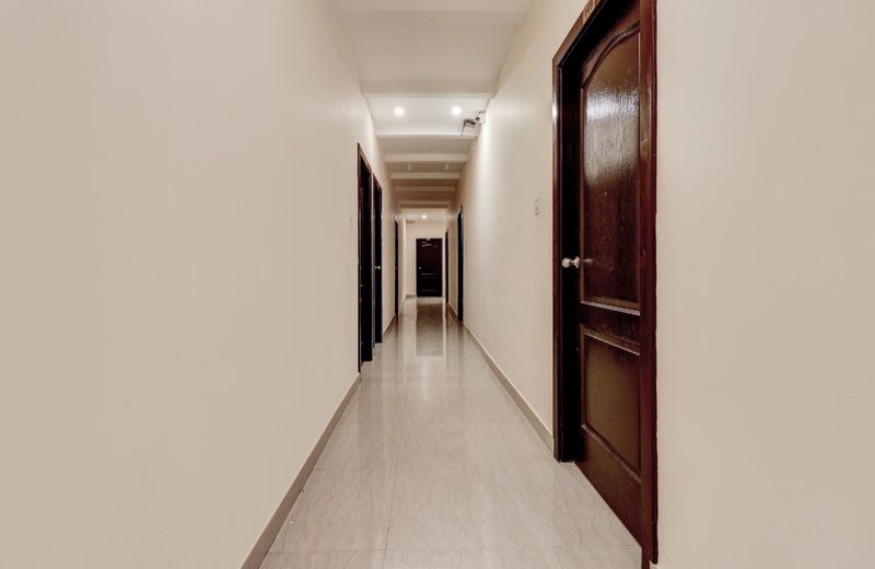 OYO 75392 Zion Plaza