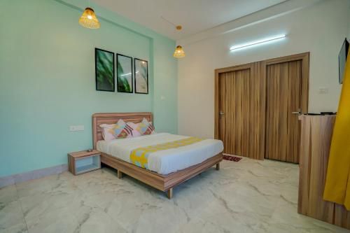 OYO 79219 White space Homes-HMOCA