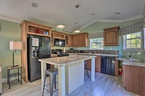 Charming Lake Eloise Home with Boat Ramp Access!