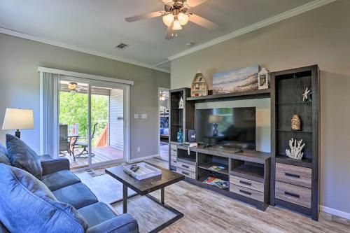 Winter Haven Getaway with Direct Lake Access!