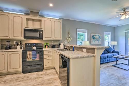 Winter Haven Getaway with Direct Lake Access!