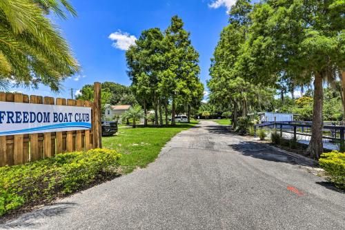 Winter Haven Getaway with Direct Lake Access!