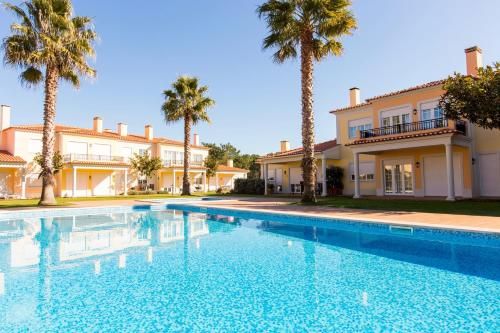 Praia del Rey Holiday House