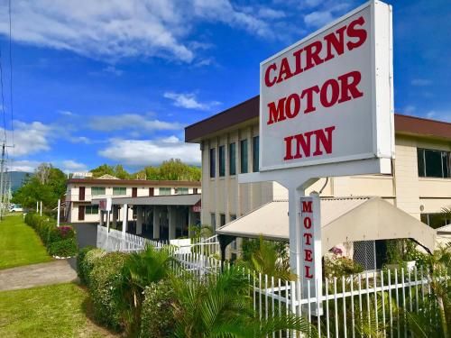 Cairns Motor Inn