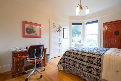 Ashbury Heights Elegant Flat