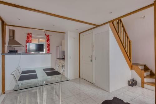 GuestReady - Bright Modern Apt with Private Terrace