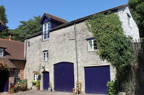Coach House Cottages
