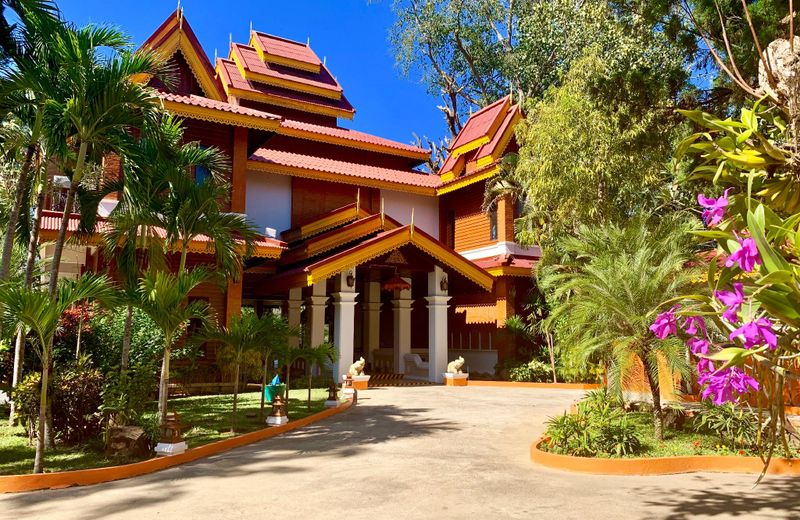 Sib-Lan Buri Resort Maehongson