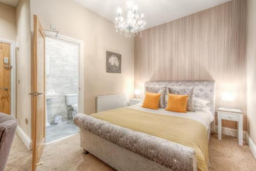 C L O S E D - George Wright Boutique Hotel - C L O S E D