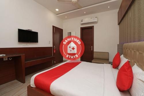 Capital O 2594 Hotel Kanchan Residency