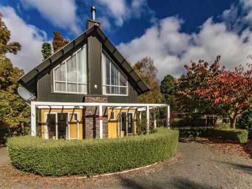 Gondwana Lodge - Ohakune Holiday Home