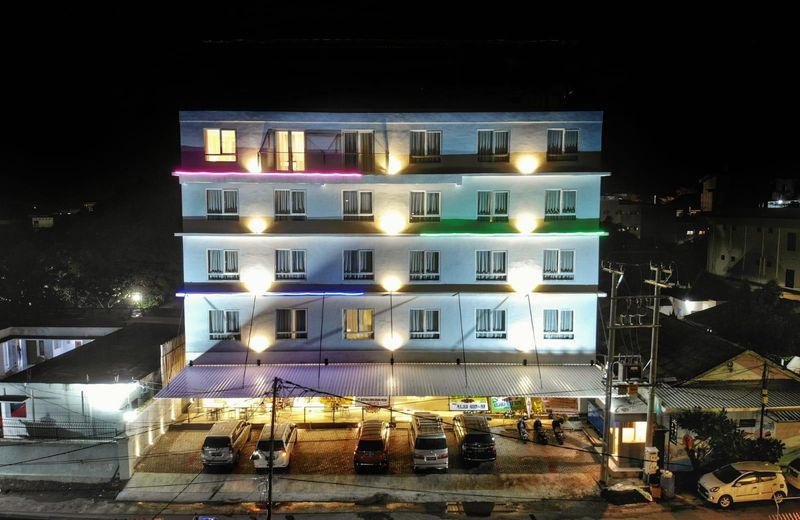 Hart Hotel Premium Rapatmaja