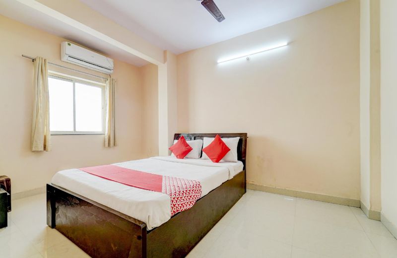 OYO PUN1380 Hotel Kohinoor Nx