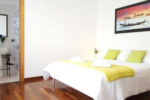 B&B Bluevenice