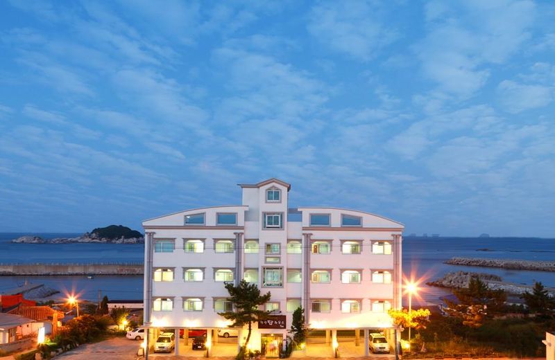 Goseong Top House