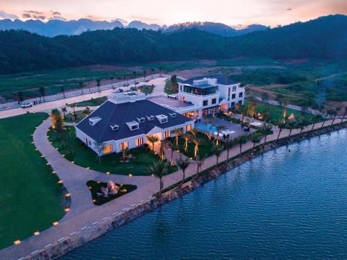 The Five Villas & Resort Ninh Binh