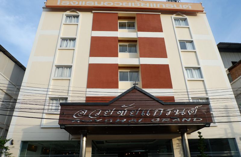 Auychai Grand Hotel