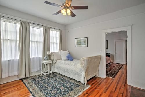 Traditional New Orleans Apt with Porch in River Bend