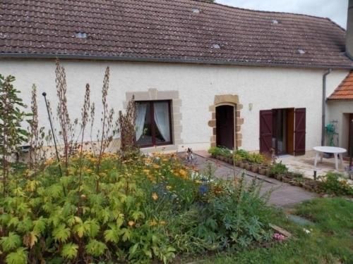 House Location gite neuvy, 1 piece, 2 personnes
