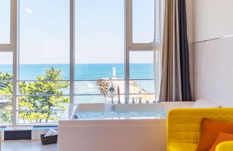 Meer Brick SPA Pension