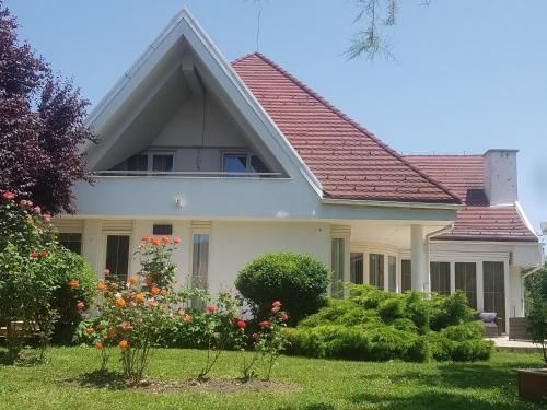 Lara Guest House