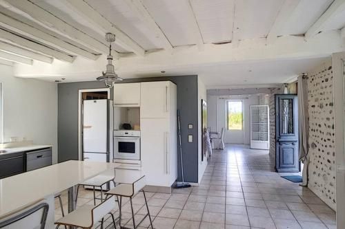 Villa avec Piscine dans un joli village
