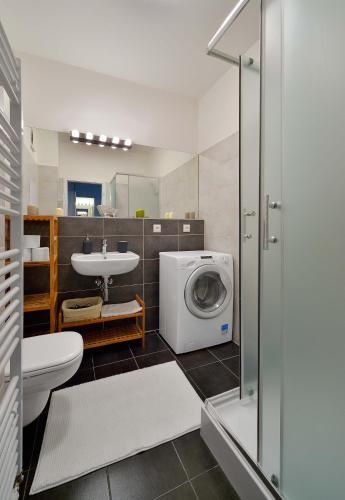 Top Location Aparthotel by Ambiente